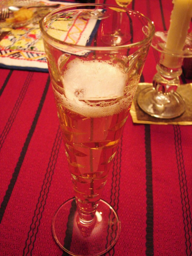 Cocktail champagne-pêche